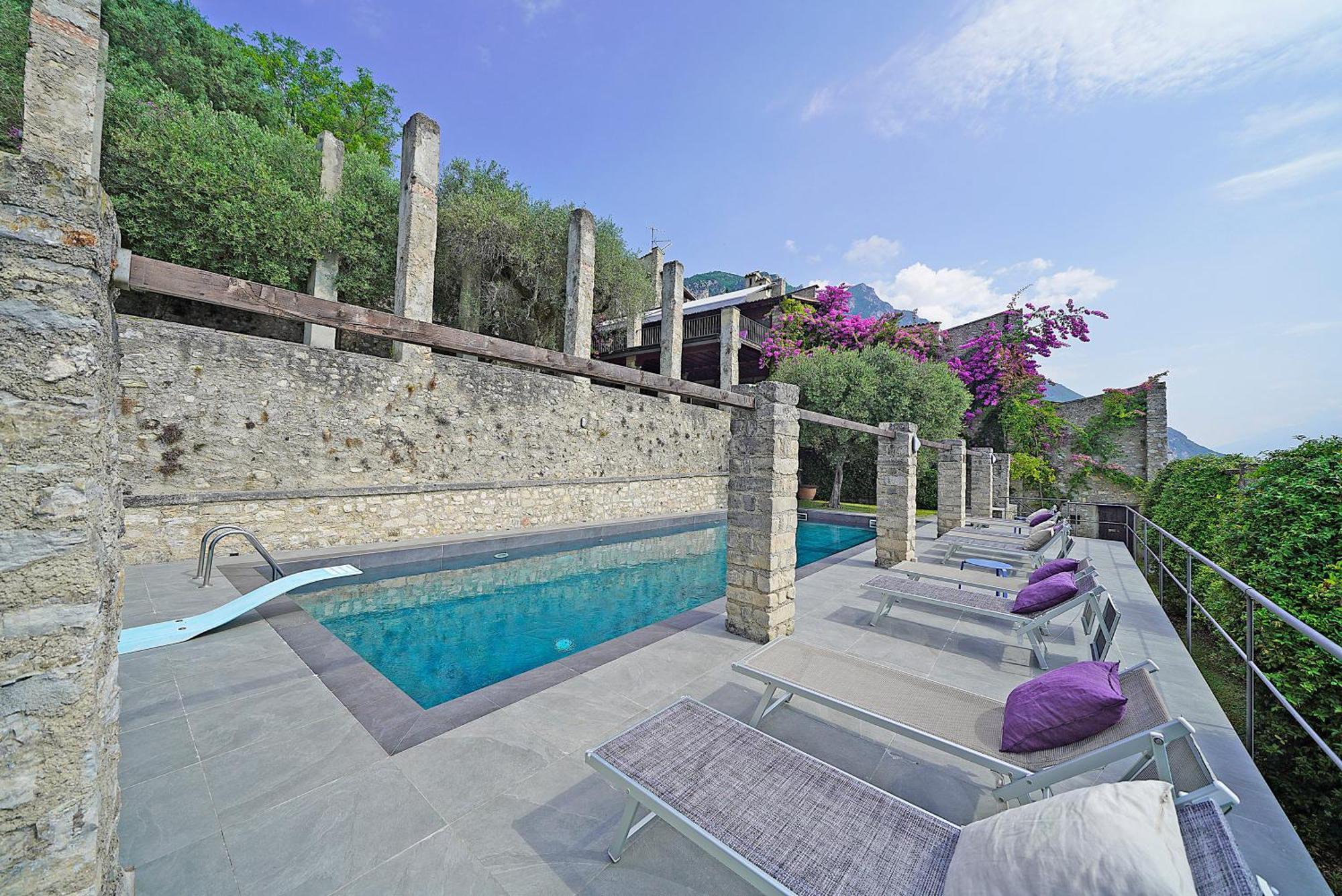 Villa Rachele: Stunning Luxury Villa In Centre Gargnano With Private Pool And Breathtaking Views Экстерьер фото