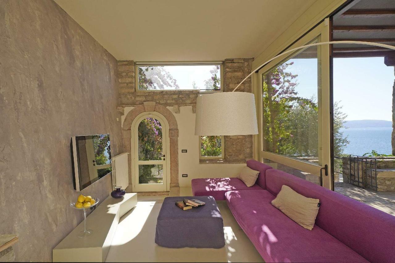 Villa Rachele: Stunning Luxury Villa In Centre Gargnano With Private Pool And Breathtaking Views Экстерьер фото